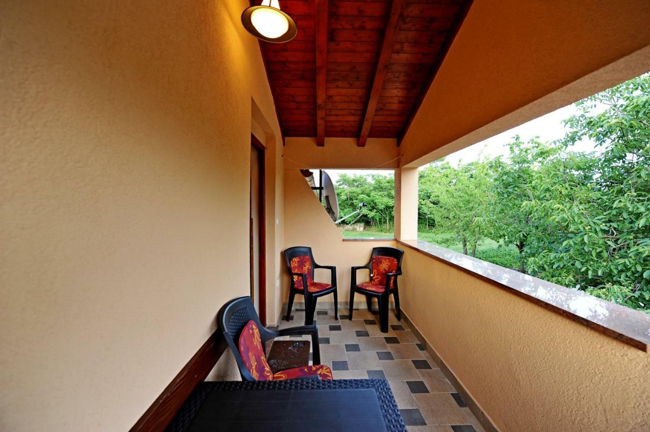 Apartment Paola Rakalj Ngoại thất bức ảnh